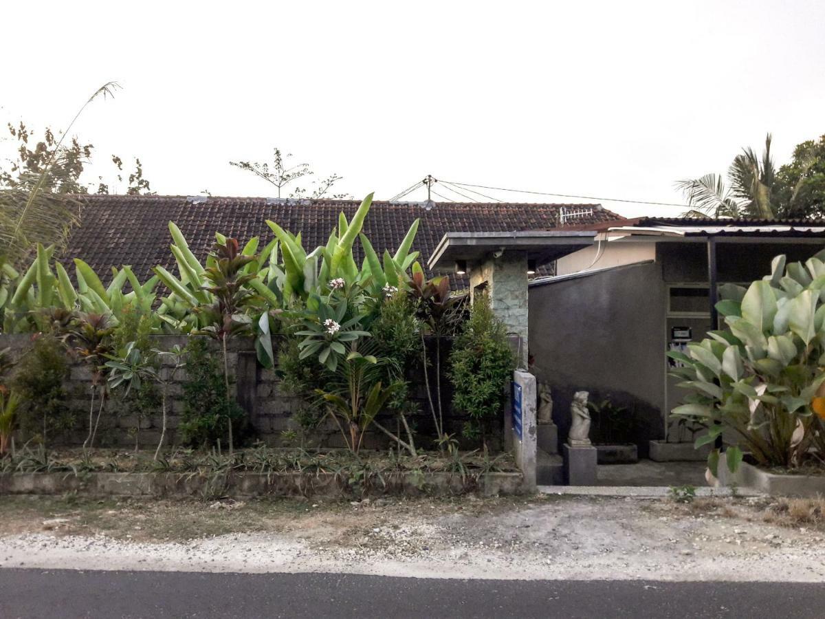Paranyogan Homestay 2 Jimbaran Buitenkant foto